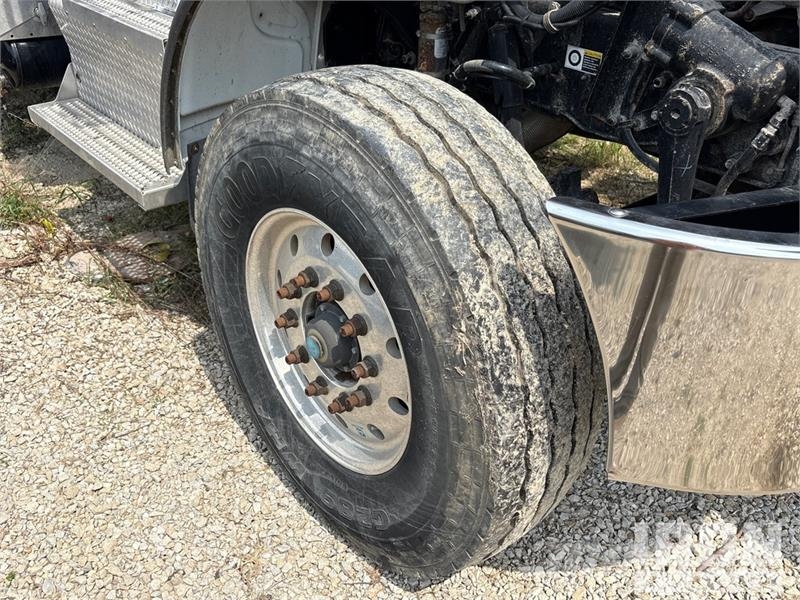 Peterbilt 348 Kombinētās vakumsūkņa mašīnas