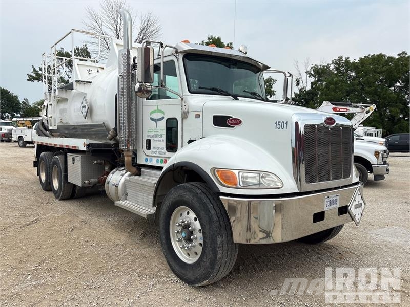 Peterbilt 348 Camiones aspiradores/combi