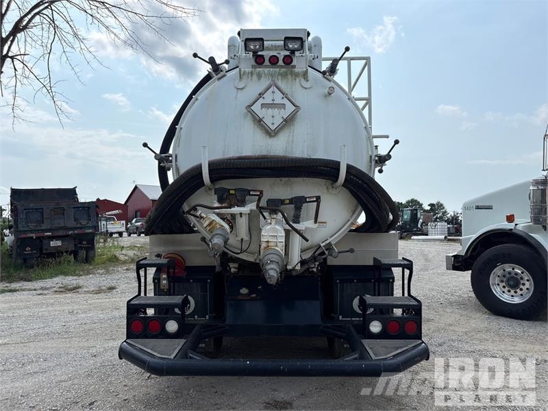 Peterbilt 348 Kombinētās vakumsūkņa mašīnas