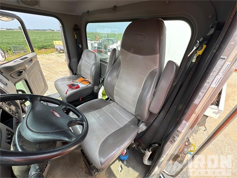 Peterbilt 348 Camiones aspiradores/combi