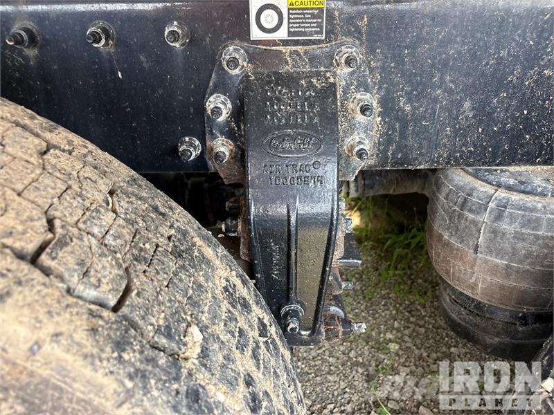 Peterbilt 348 Kombinētās vakumsūkņa mašīnas
