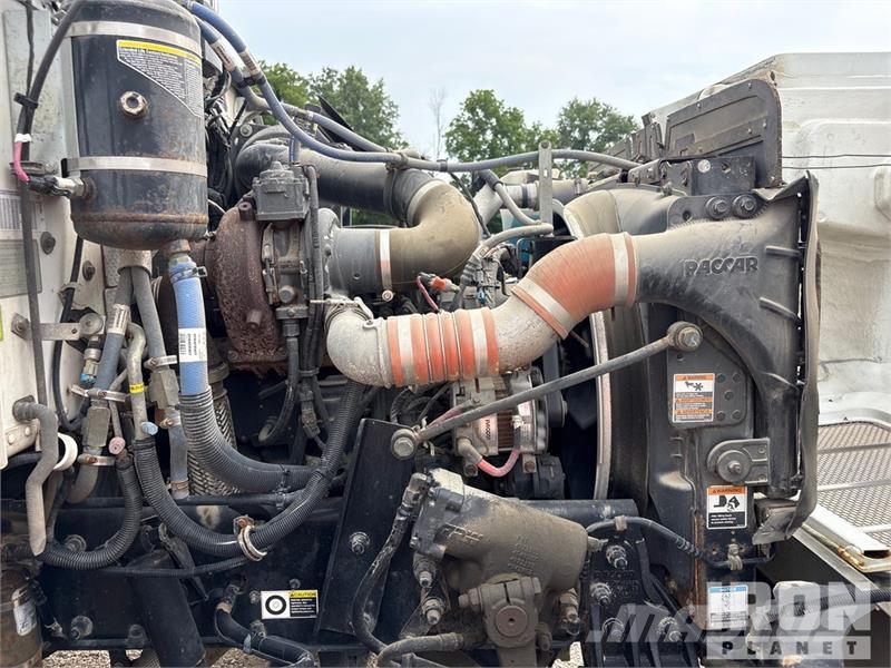 Peterbilt 348 Camiones aspiradores/combi