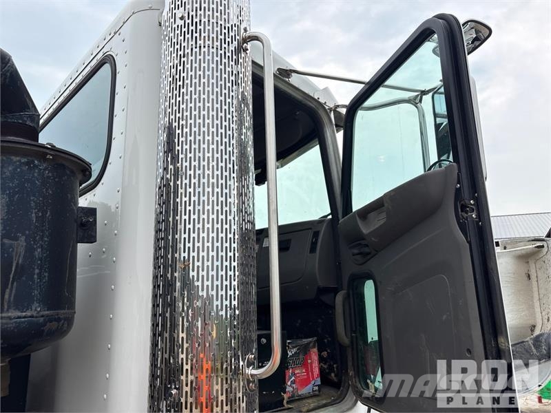Peterbilt 348 Camiones aspiradores/combi