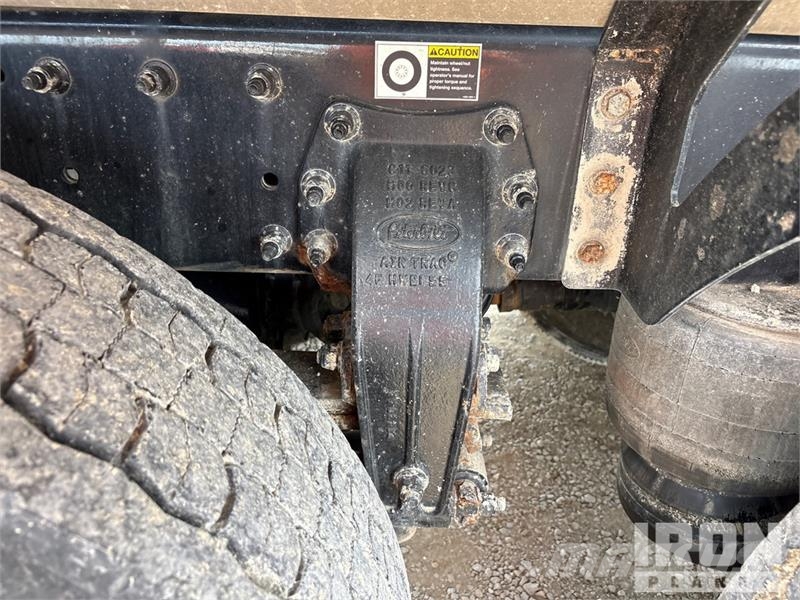 Peterbilt 348 Camiones aspiradores/combi