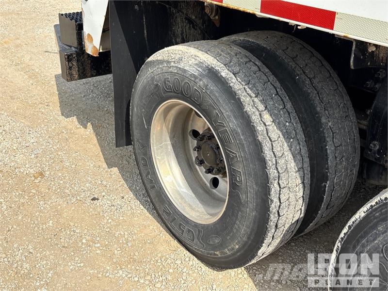 Peterbilt 348 Camiones aspiradores/combi
