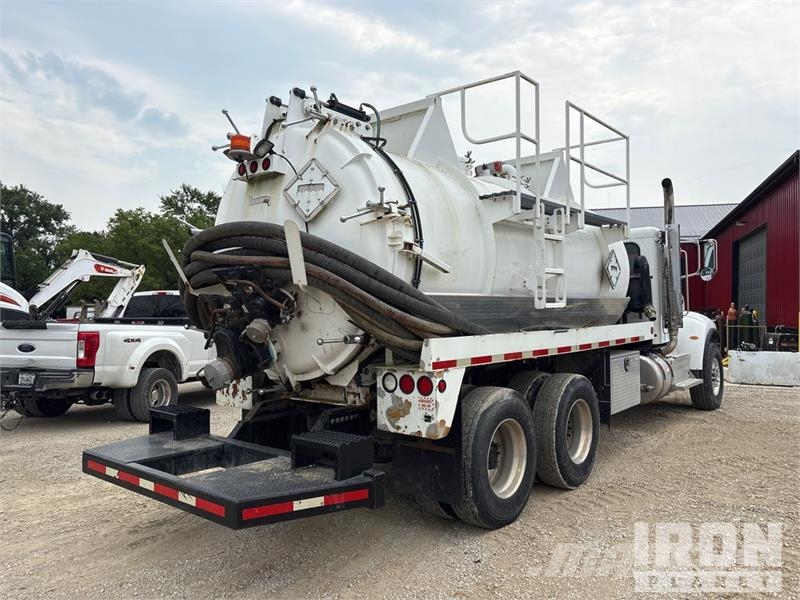 Peterbilt 348 Camiones aspiradores/combi