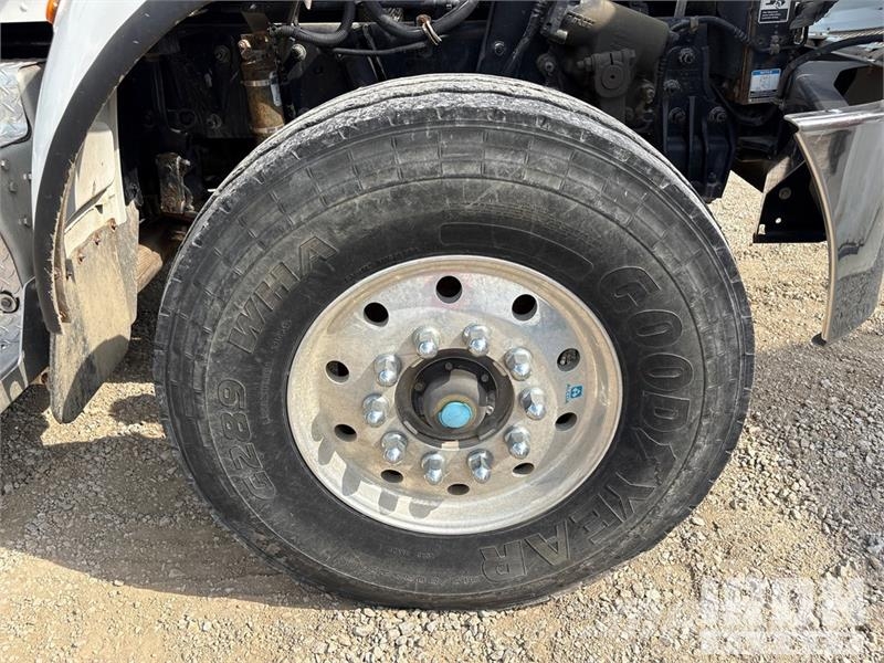 Peterbilt 348 Camiones aspiradores/combi