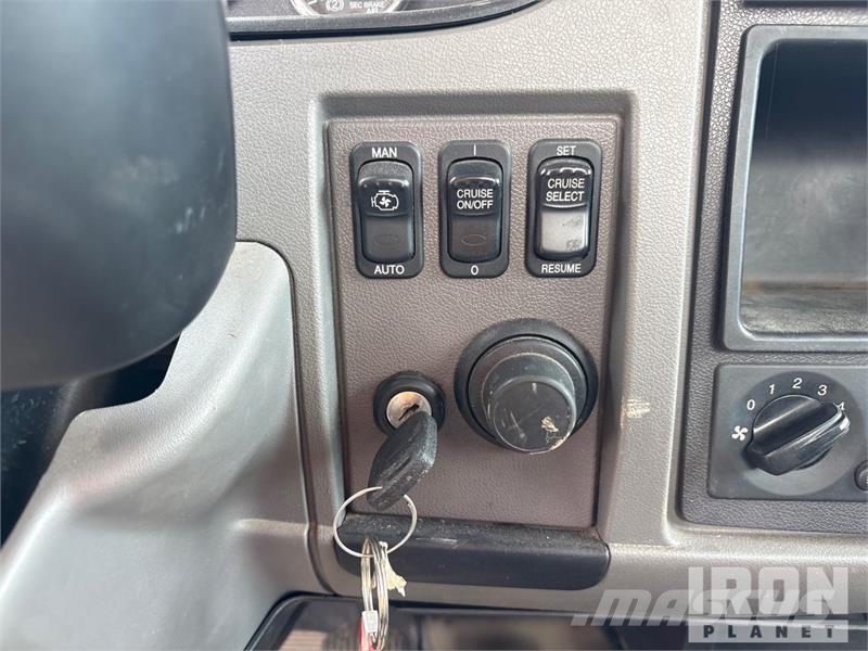 Peterbilt 348 Kombinētās vakumsūkņa mašīnas