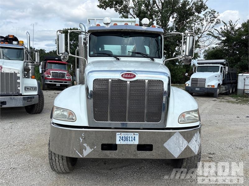 Peterbilt 348 Kombinētās vakumsūkņa mašīnas