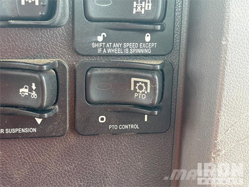 Peterbilt 348 Camiones aspiradores/combi