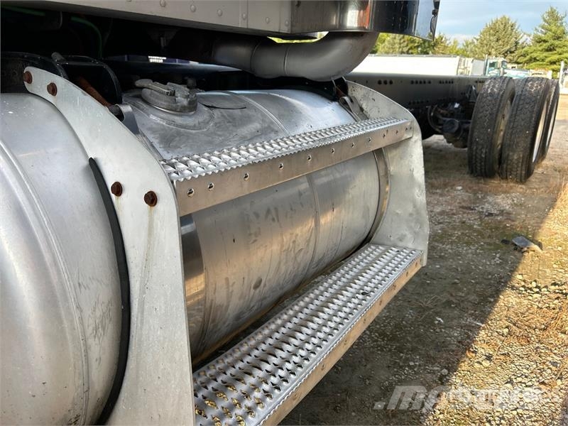 Peterbilt 357 Cabine e interni