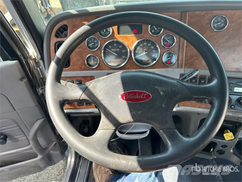 Peterbilt 357 Cabine e interni