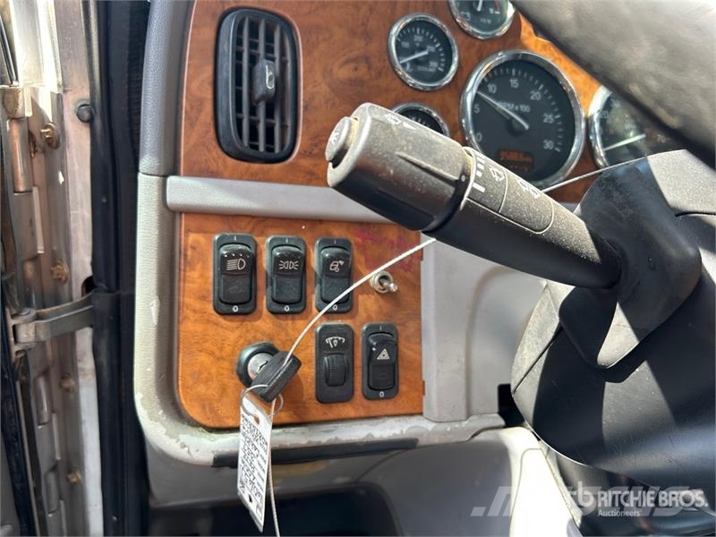 Peterbilt 357 Cabine e interni