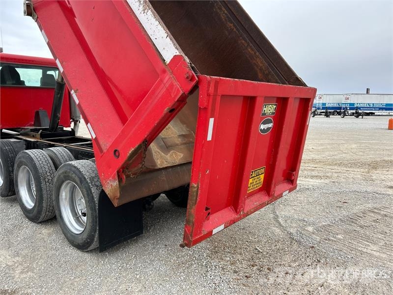 Peterbilt 365 Bañeras basculantes usadas
