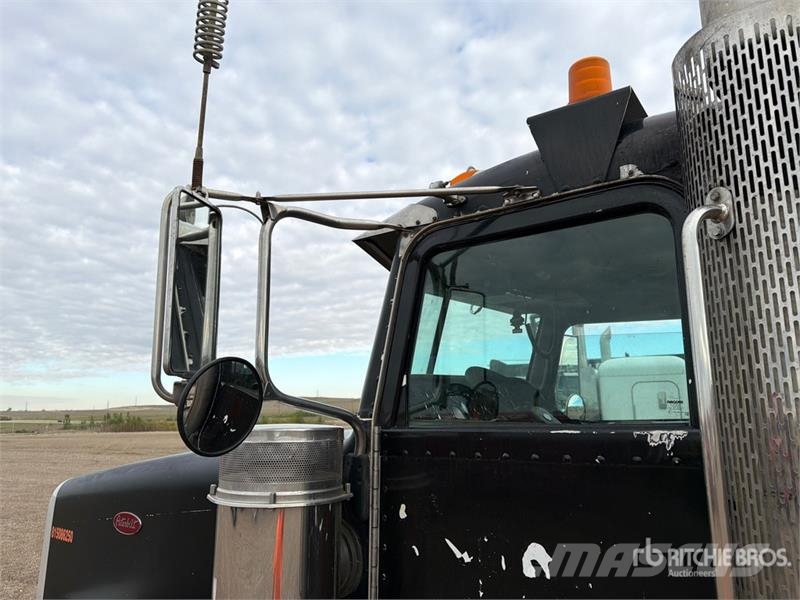 Peterbilt 367 8x4 Winch Truck Sleepwagens
