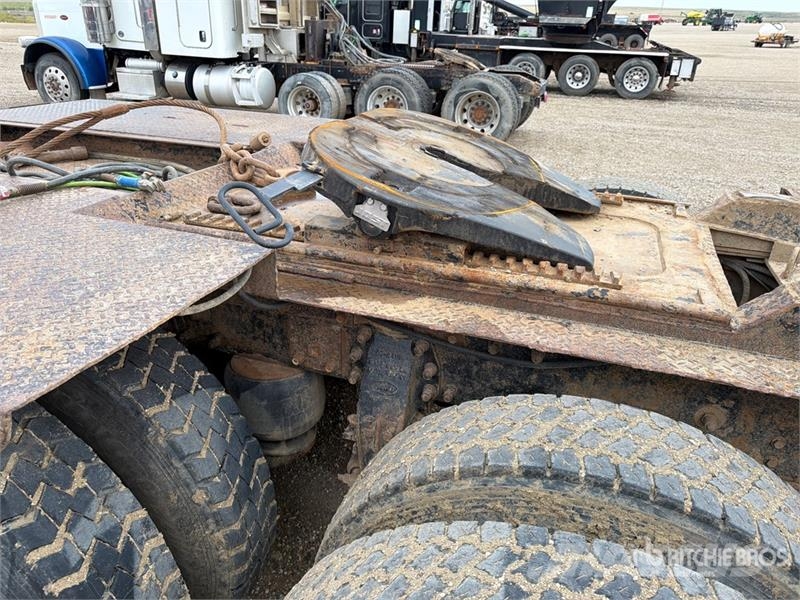 Peterbilt 367 8x4 Winch Truck Sleepwagens
