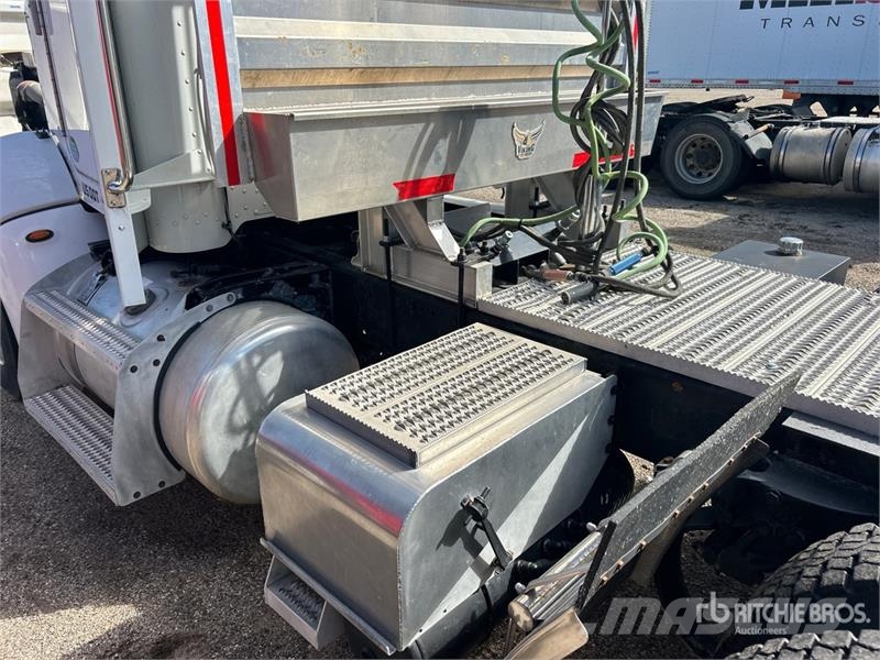 Peterbilt 384 Truck Tractor Units