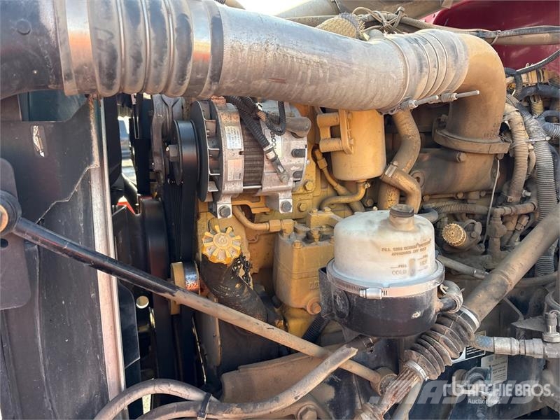 Peterbilt 384 Traktorske jedinice