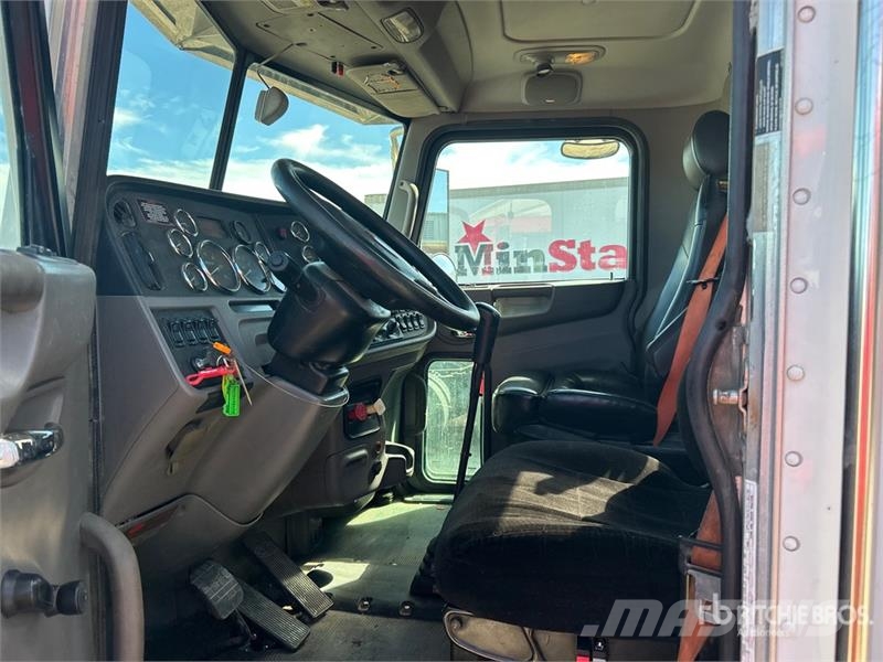Peterbilt 384 Truck Tractor Units