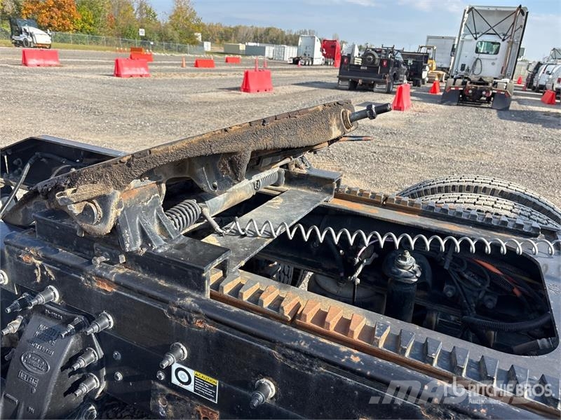 Peterbilt 384 Traktorske jedinice