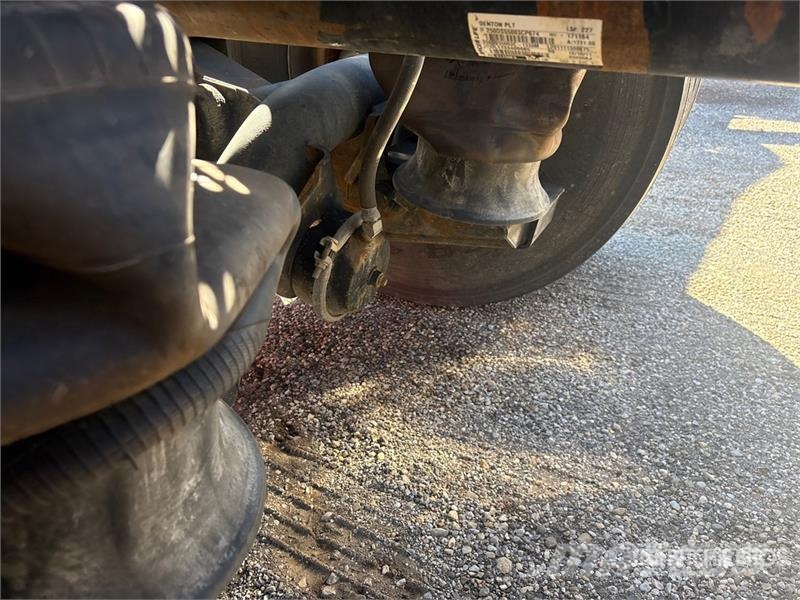 Peterbilt 386 Trekkers