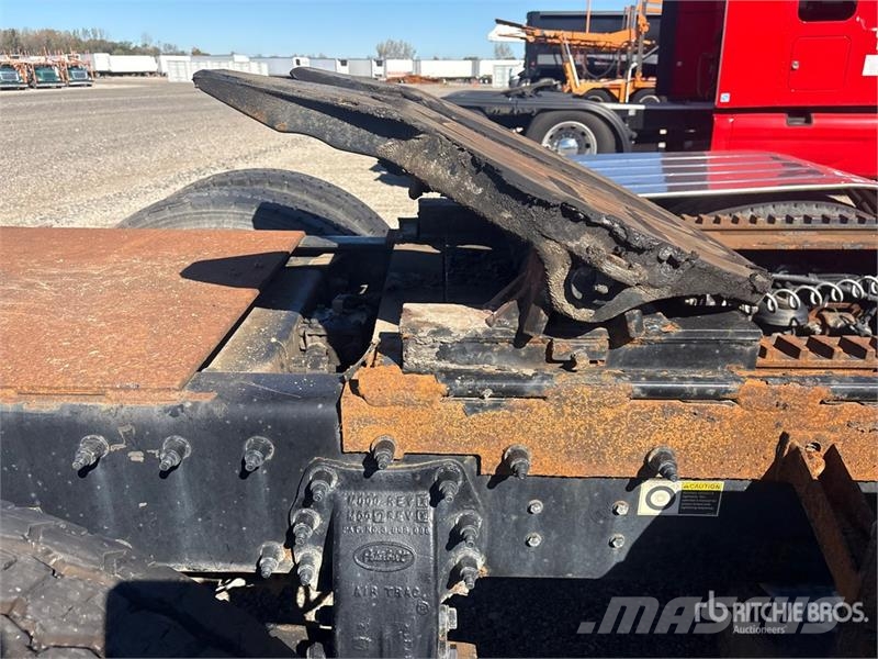 Peterbilt 386 Trekkers