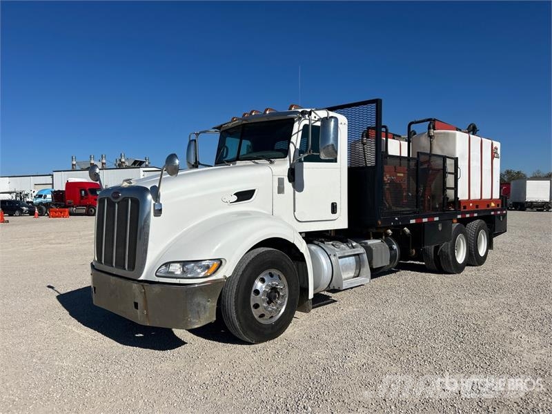 Peterbilt 386 6x4 Mud Mixing Truck شاحنات أخرى