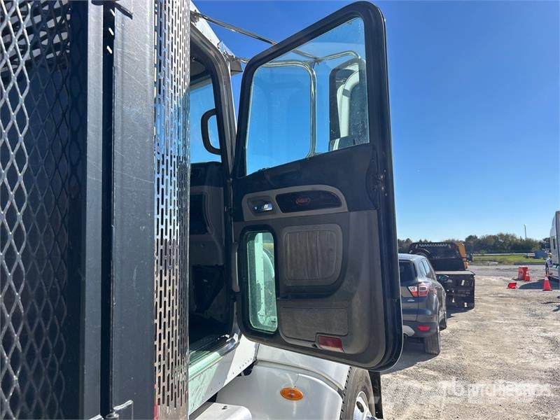 Peterbilt 386 6x4 Mud Mixing Truck شاحنات أخرى