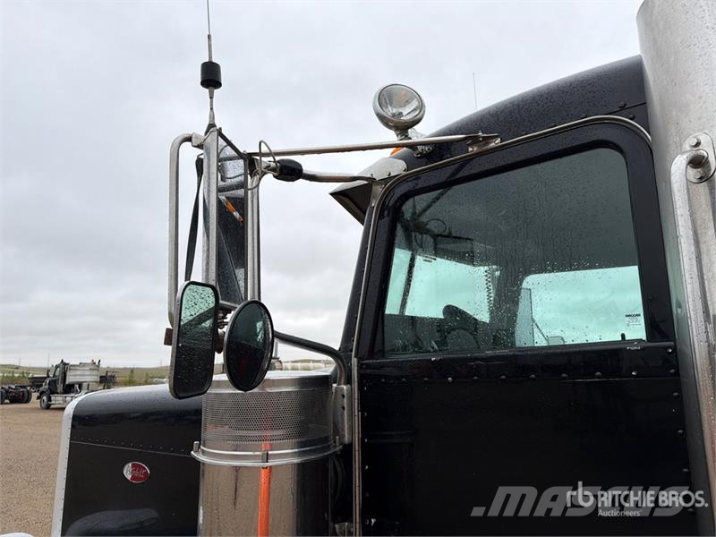 Peterbilt 388 Vlečna vozila za tovornjake