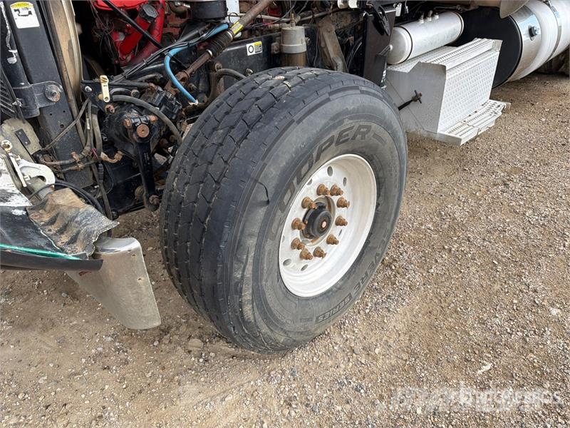 Peterbilt 388 Sleepwagens