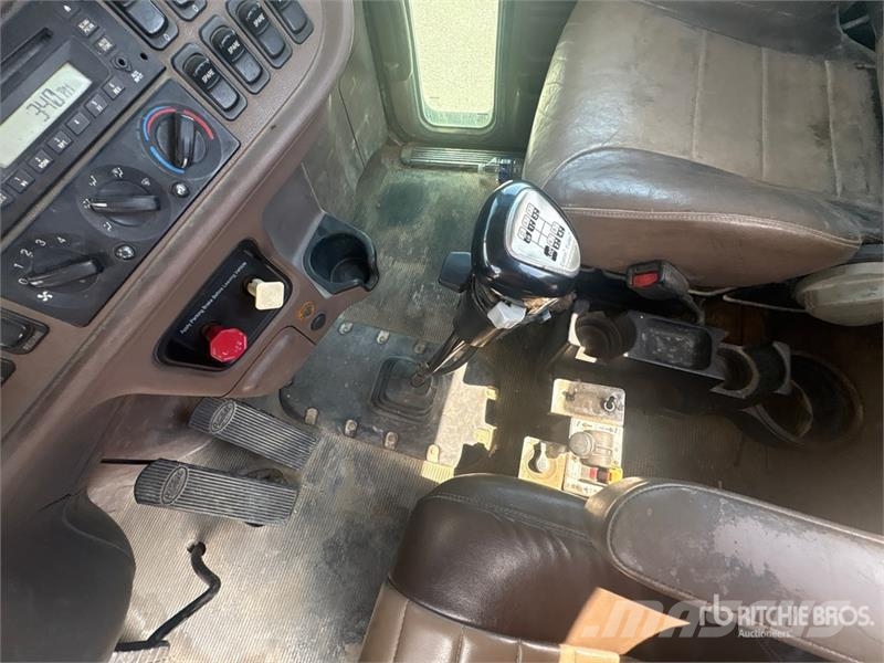 Peterbilt 388 Vlačilci