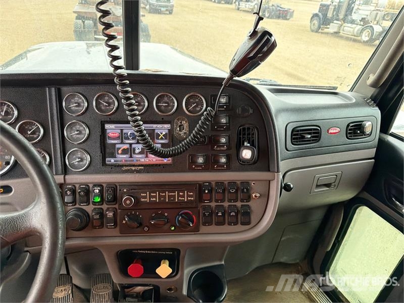 Peterbilt 388 Vlečna vozila za tovornjake