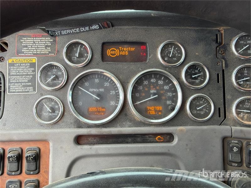 Peterbilt 388 트랙터 유닛