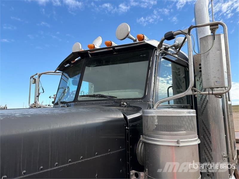 Peterbilt 388 Sleepwagens