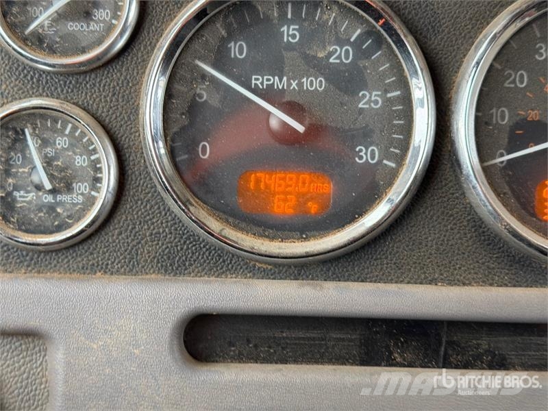Peterbilt 388 트랙터 유닛