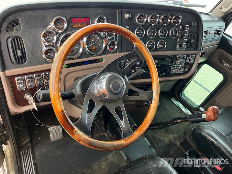 Peterbilt 389 Тягачі
