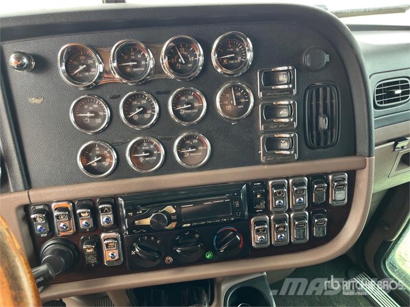 Peterbilt 389 Тягачі