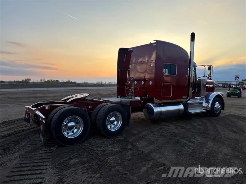 Peterbilt 389 Vilcēji