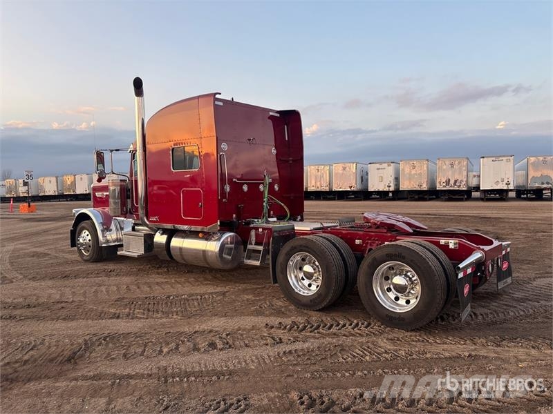 Peterbilt 389 Vilcēji