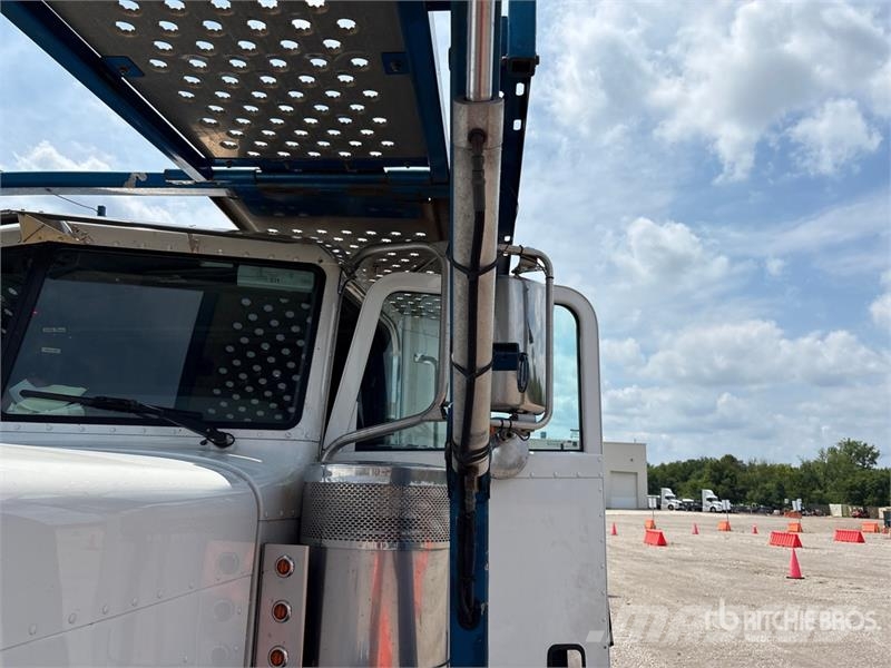 Peterbilt 389 Oprijwagen