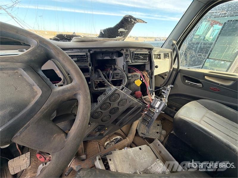 Peterbilt 567 트랙터 유닛