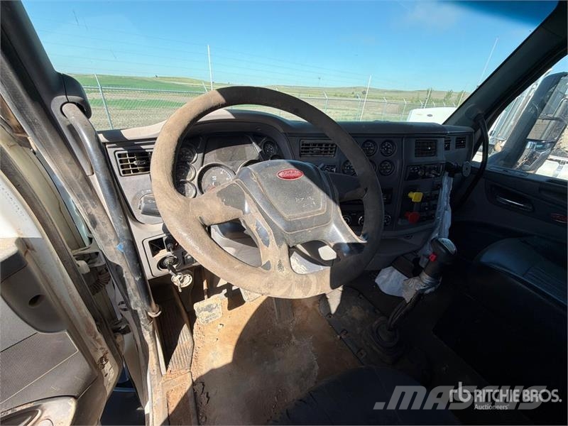 Peterbilt 567 트랙터 유닛
