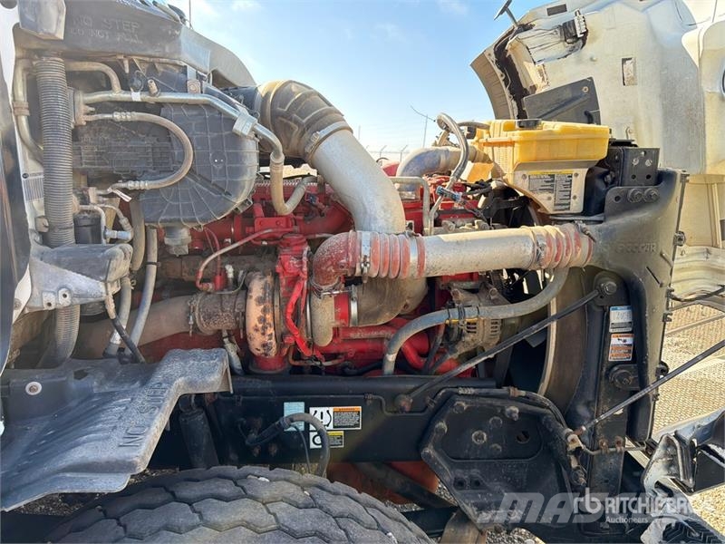 Peterbilt 567 트랙터 유닛