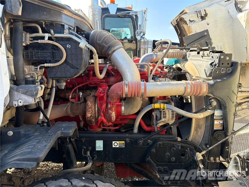 Peterbilt 567 트랙터 유닛