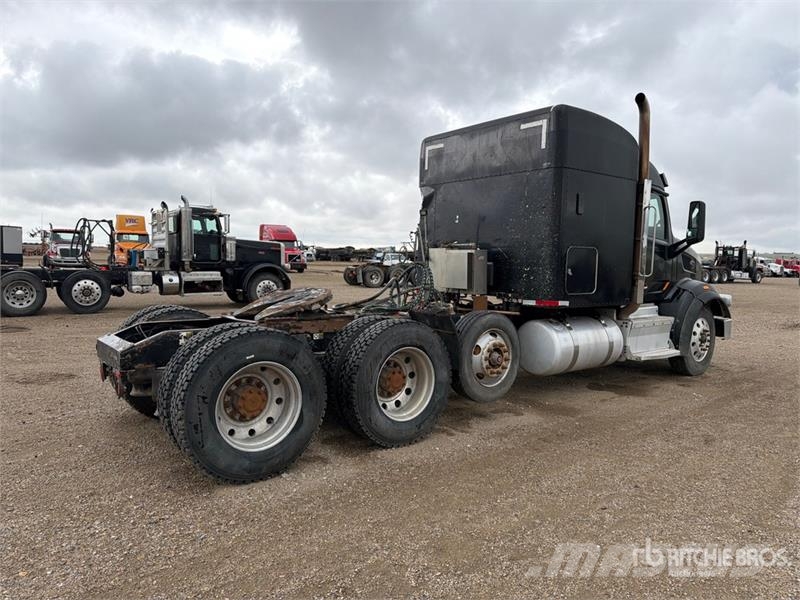 Peterbilt 567 트랙터 유닛
