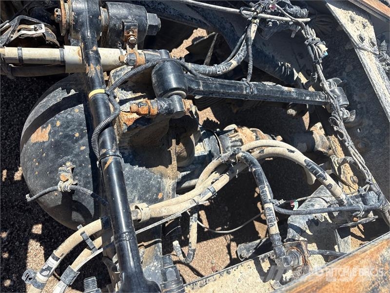 Peterbilt 567 4x2 Cab and Chassis (Inoperable) Cabins and interior