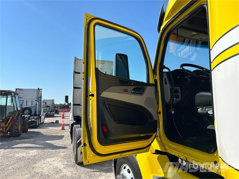 Peterbilt 579 Autotractoare