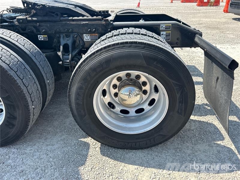 Peterbilt 579 Autotractoare