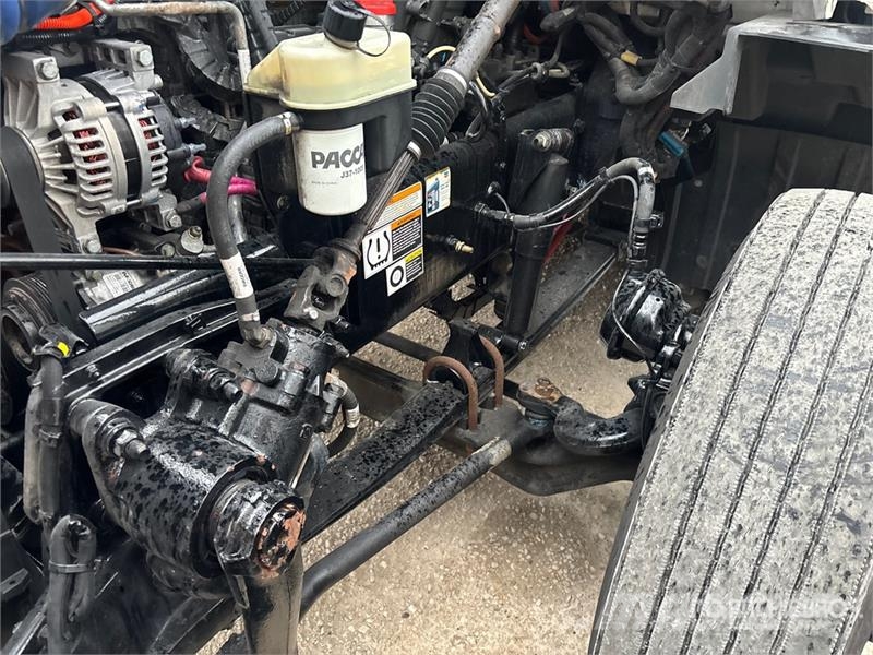 Peterbilt 579 Tractor Units