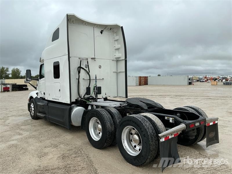 Peterbilt 579 Tractor Units